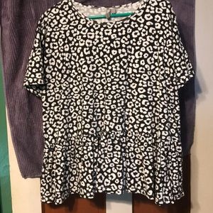 Leopard print tee